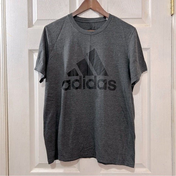 ADIDAS Amplifier T-shirt Men's Charcoal Gray Black Size Medium. - Picture 1 of 5